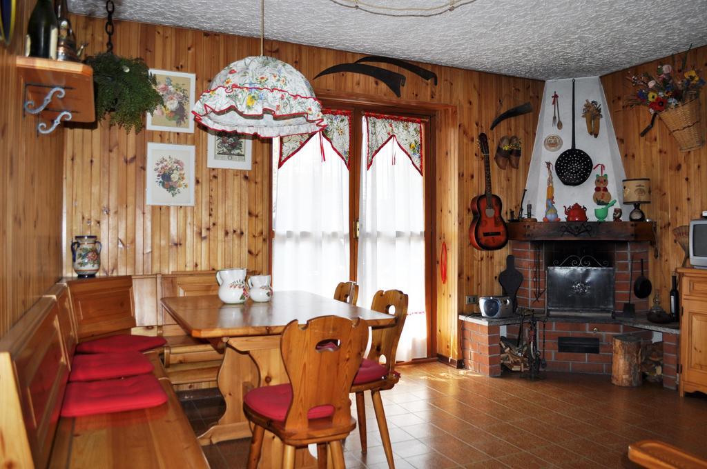 Rustico Nel Complesso Chapelle Apartment Oulx Екстериор снимка
